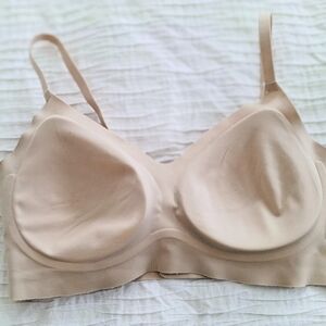 Seamless Nude T Shirt Bra, Size L